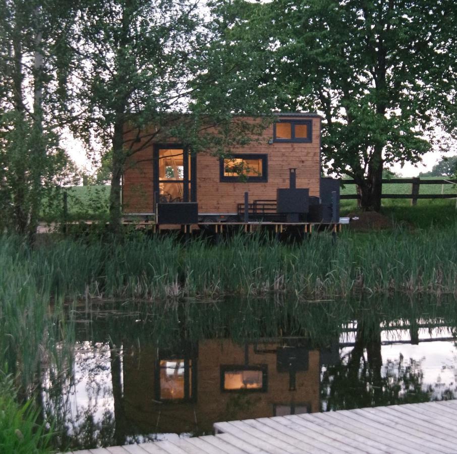 Tinyhousebeidresden 1 - Direkt Am Naturteich - Naehe Saechsische Schweiz, Dresden Großharthau Kültér fotó
